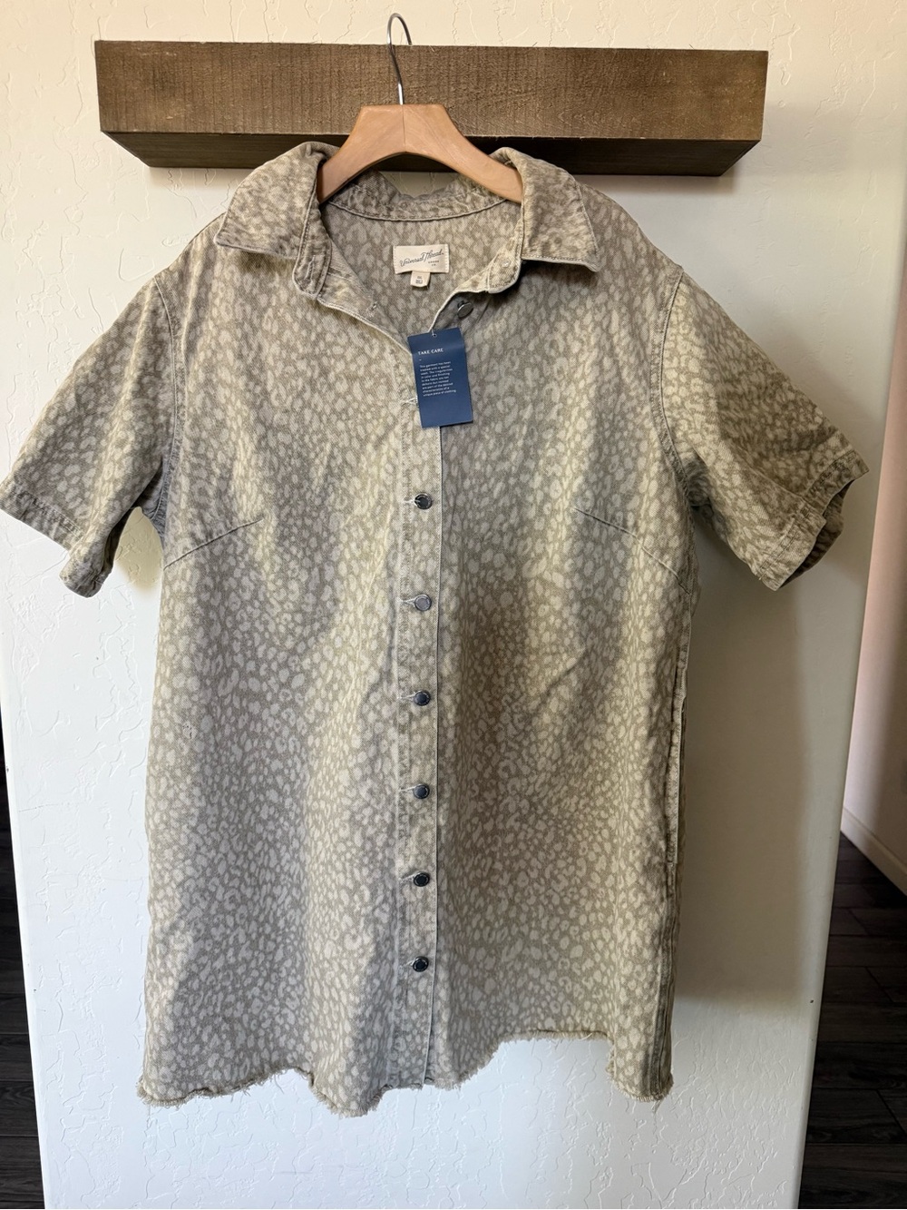 Universal Thread|Olive cream Leopard print denim button down shirt dress•••NWT - Picture 10 of 15